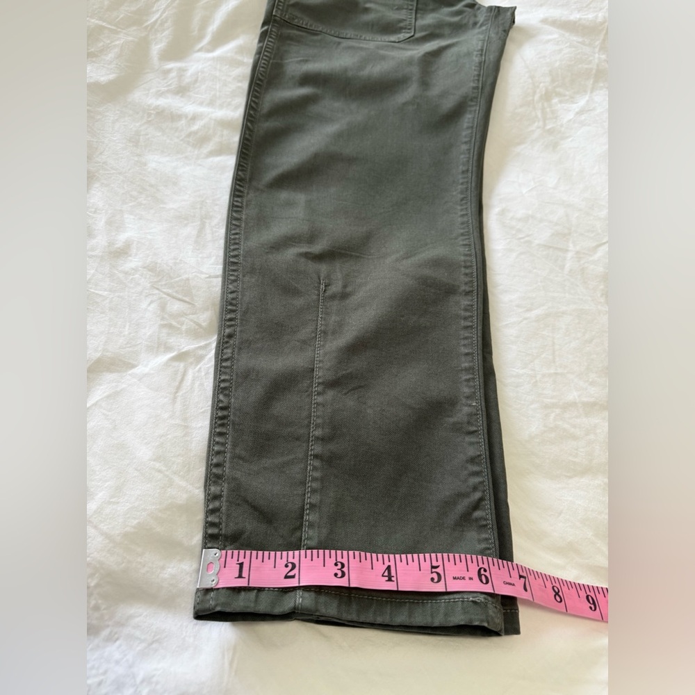 Veronica Beard | Women’s SZ 27 | Olive Charlie Barrel Leg High Rise Cargo Pants - Picture 8 of 8